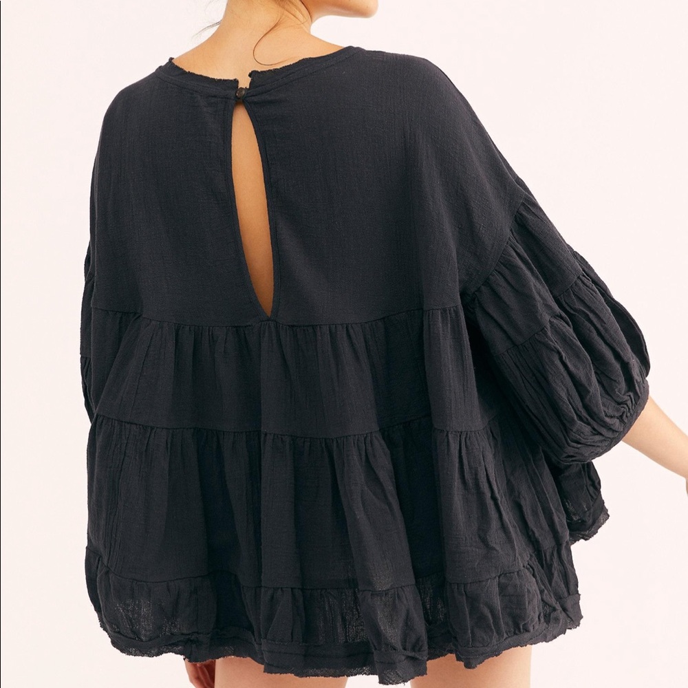FREE PEOPLE TOP !!!! - Picture 2 of 5